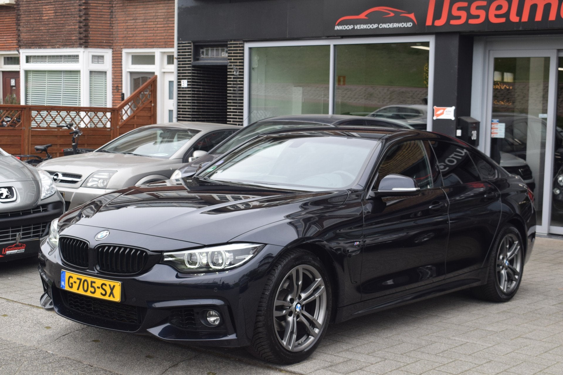 BMW 4 Serie Gran Coupé 418i Executive AUT. M-Sport NAP Deal, Auto's, Automaat, Euro 6, Alcantara, Zwart