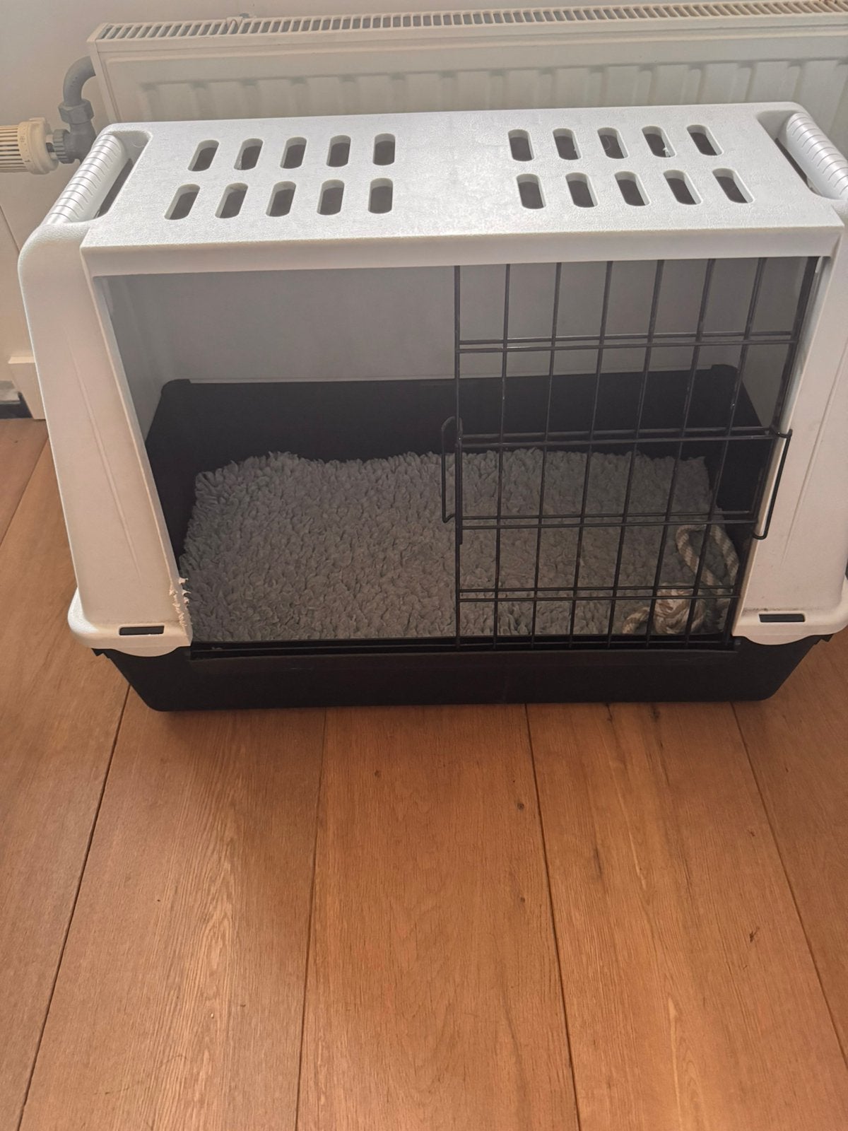 Hondenbench voor kleine volwassen hond, Ophalen, Gebruikt