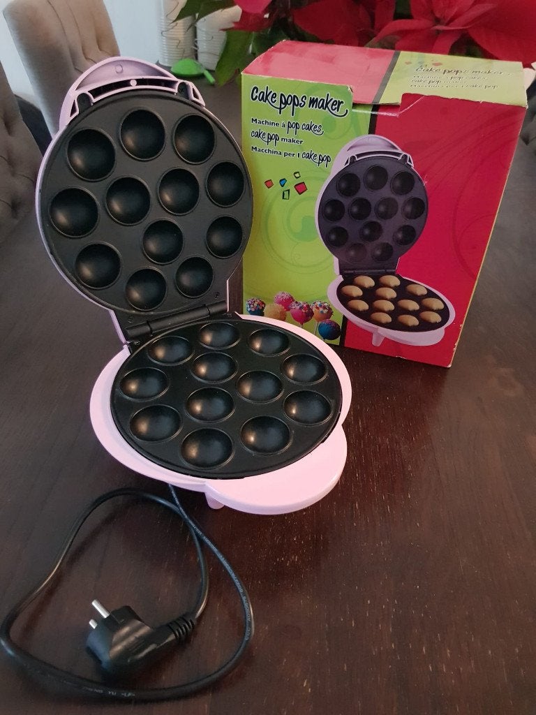 Roze Cupcake Bakmachine Nieuw in orginele doos., Hobby en Vrije tijd, Ophalen of Verzenden, Nieuw, Cupcakes, Bakvorm