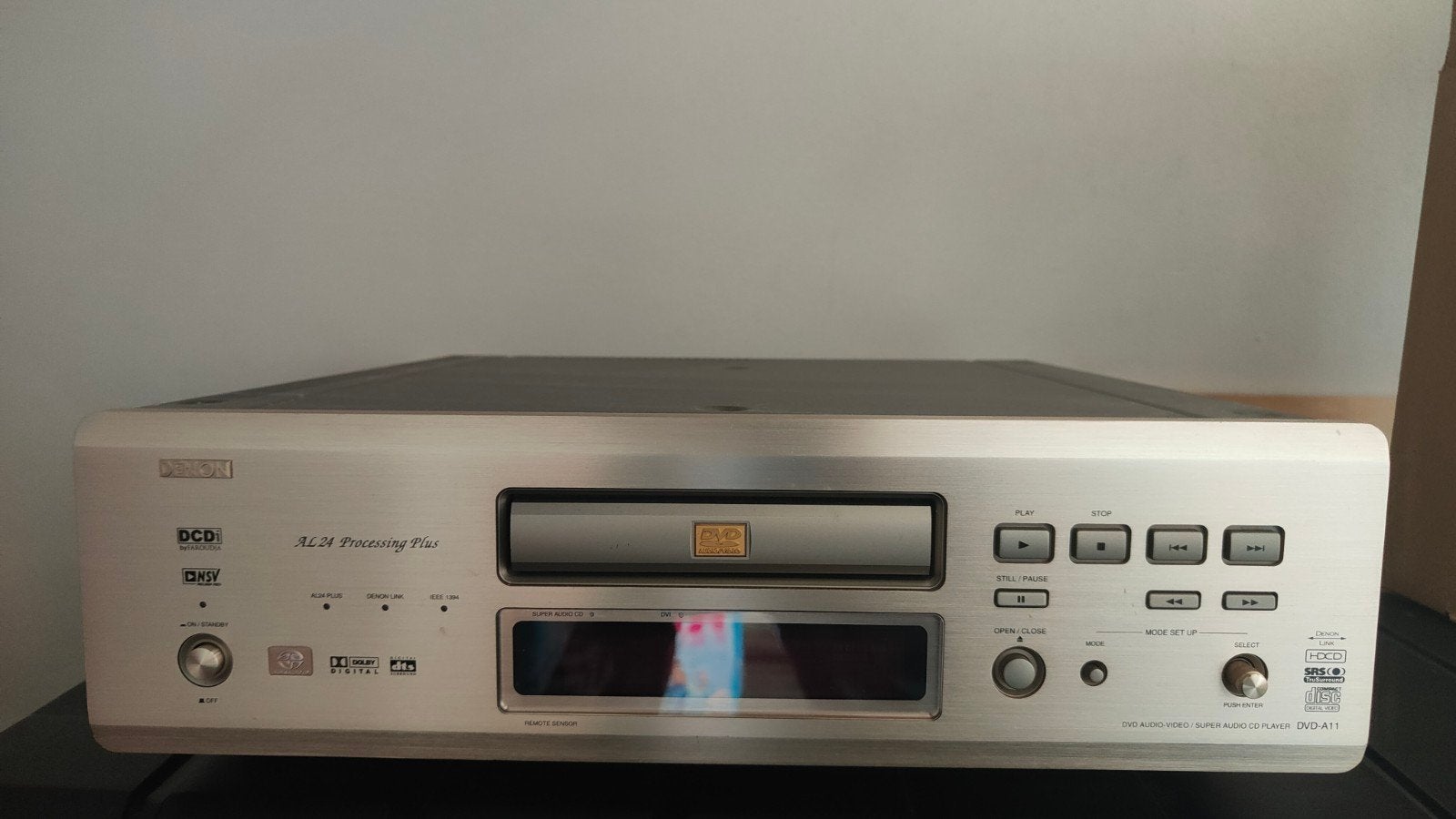 Denon DVD-A11 DVD en CD-speler - Champagne kleurig, Ophalen of Verzenden, Zo goed als nieuw, Dvd-speler