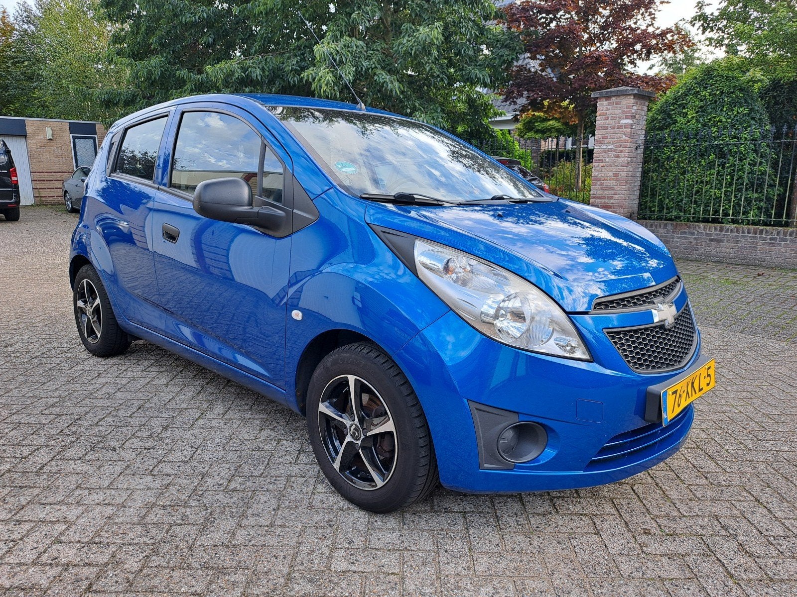 Chevrolet Spark 1.0 Bifuel 2012 Blauwmetallic, Auto's, 37 €/maand, 4 cilinders, Blauw, Origineel Nederlands