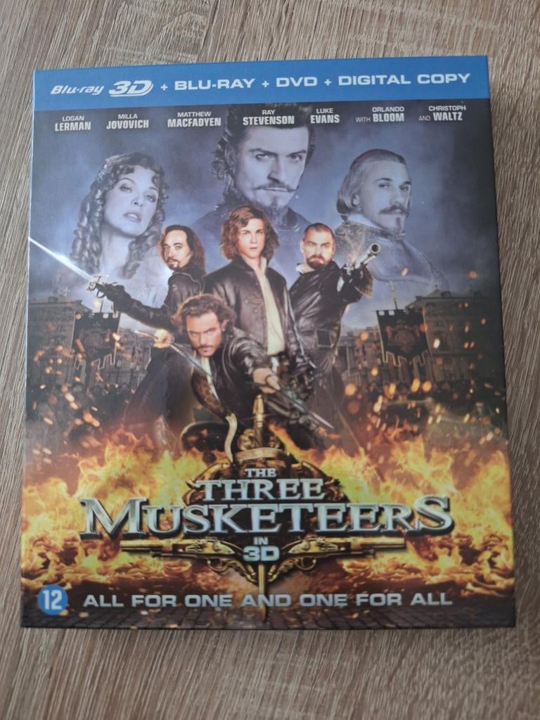 The Three Musketeers 3D Blu-ray + DVD + Digital Copy, Ophalen of Verzenden, Zo goed als nieuw, Actie, Boxset