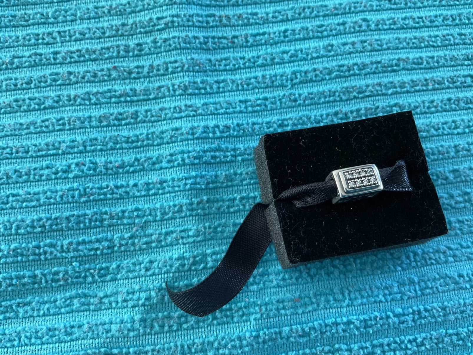 Pandora bedel bezet met Zirkonia, Sieraden, Tassen en Uiterlijk, Bedels, Verzenden, Zo goed als nieuw, Zilver, Pandora
