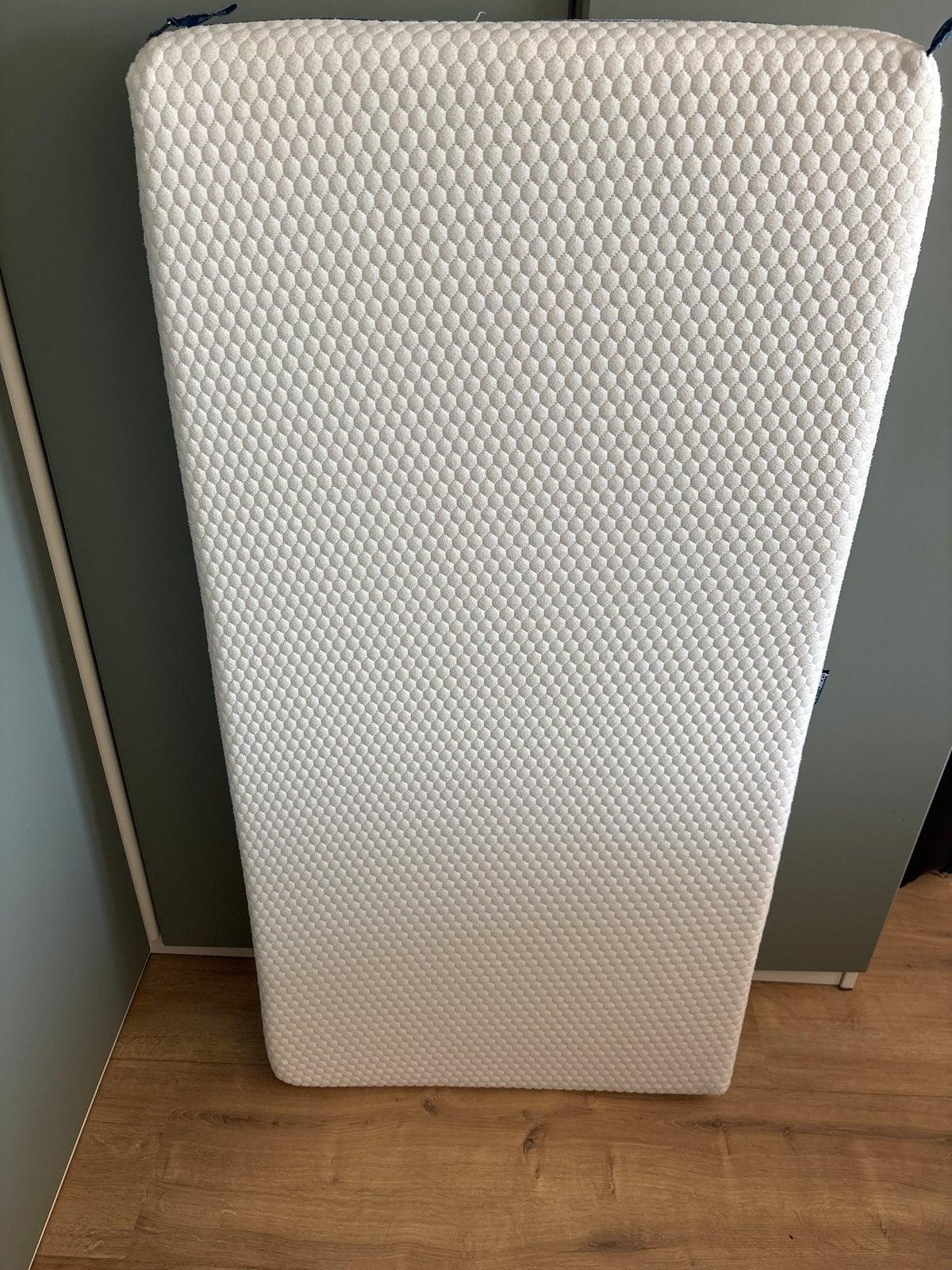 Aerosleep matras 60x120 cm - Zo goed als nieuw, Ophalen, 190 cm of minder, Zo goed als nieuw, Matras