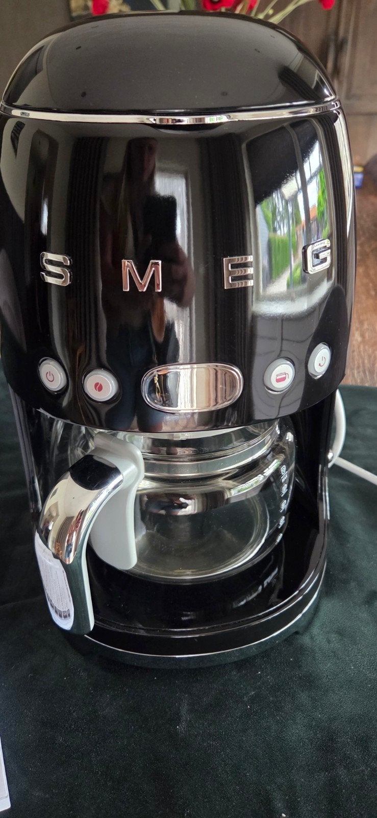 Smeg Koffiezetapparaat Zwart - Stijlvol en Functioneel, Witgoed en Apparatuur, Koffiezetapparaten, Ophalen, 10 kopjes of meer