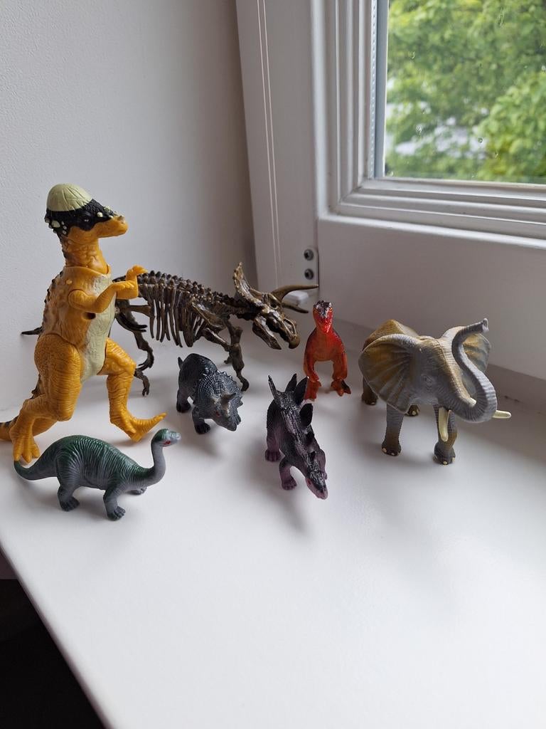 6x speelgoed dinosaurus en een olifant, Ophalen of Verzenden