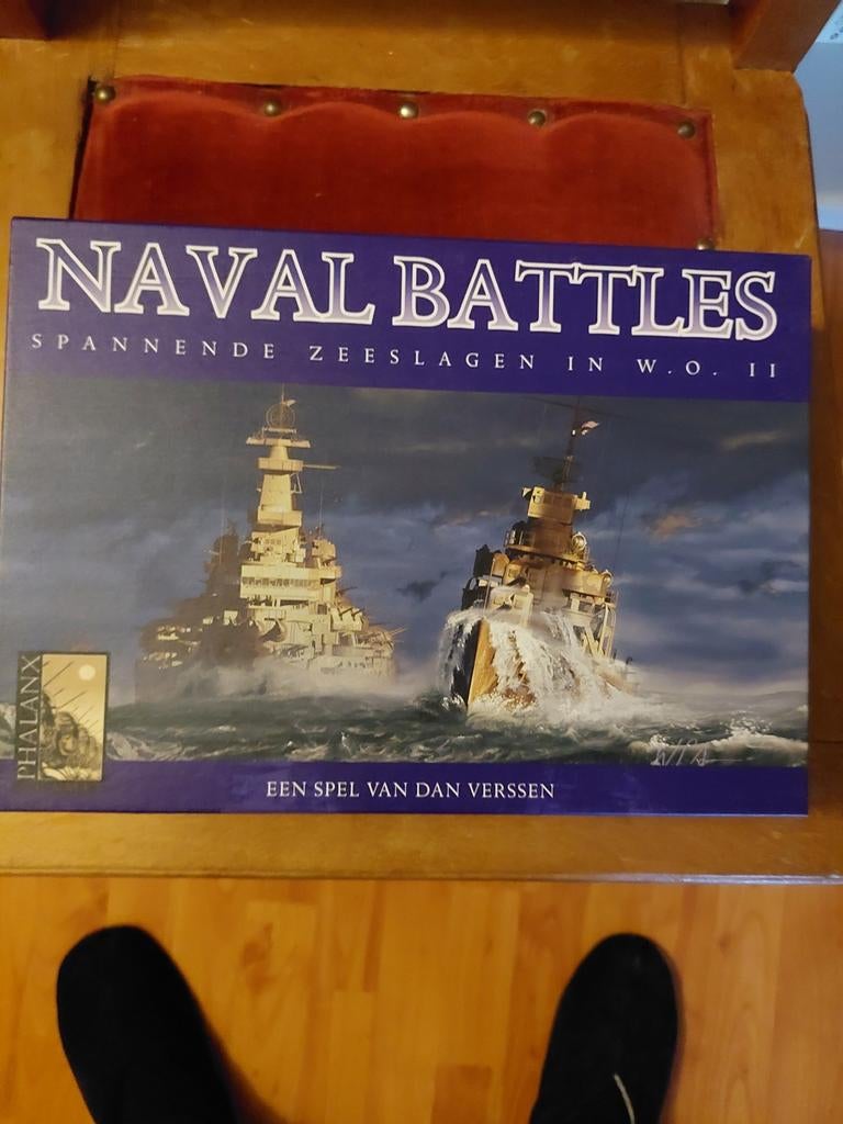 Naval Battles: Spannende Zeeslagen in WO II Kaartspel, Vijf spelers of meer, Ophalen of Verzenden, Gebruikt, Phalanx Games B.V.