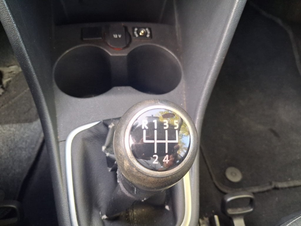 Foto 16 van Volkswagen Polo 1.2 TDI 75PK 5D Bluemotion 2010 Zwart