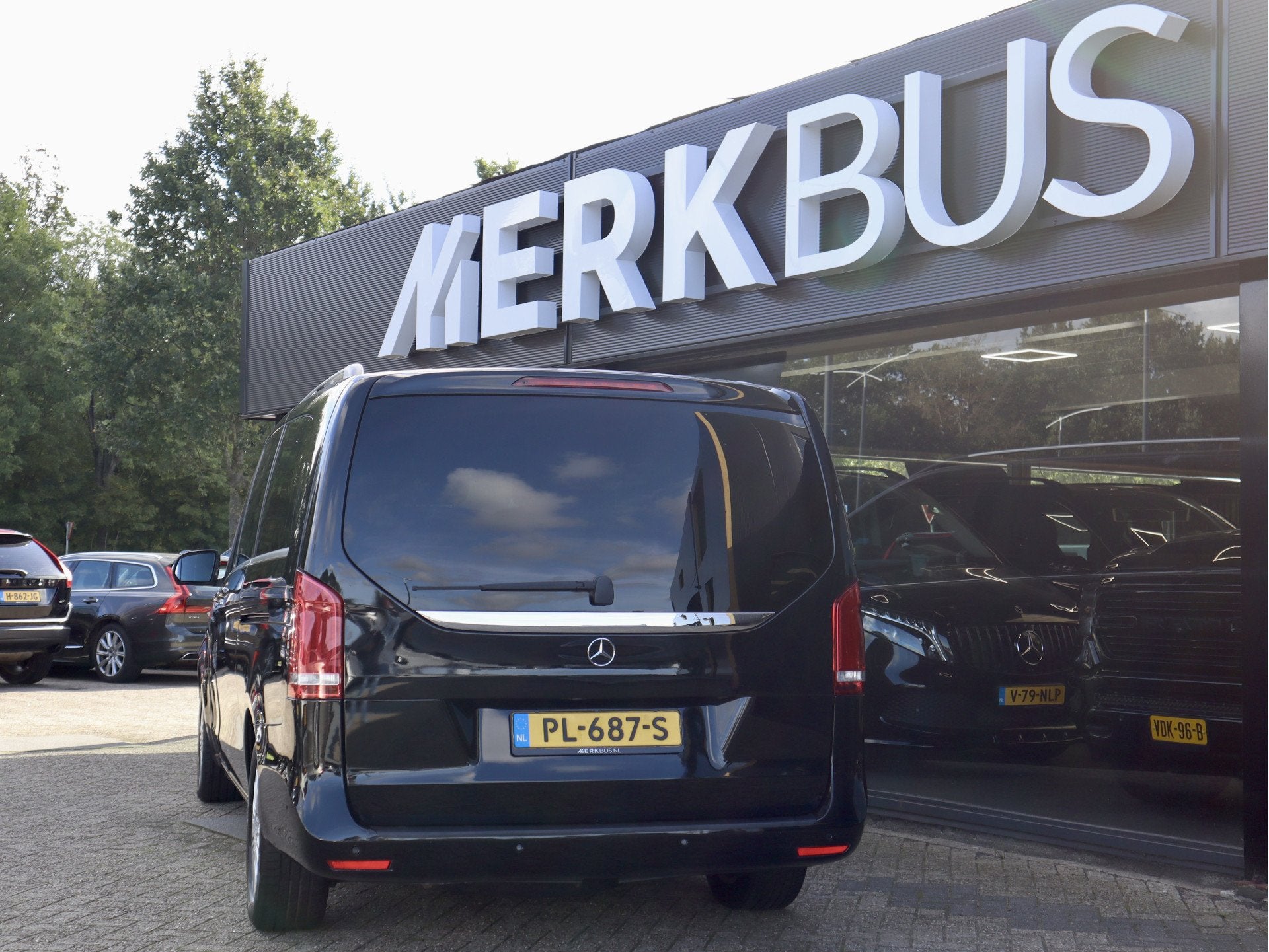 Mercedes-Benz V-Klasse 250 AUTOMAAT PERSONEN UITVOERING, Auto's, Automaat, Achterwielaandrijving, Gebruikt, 2000 kg