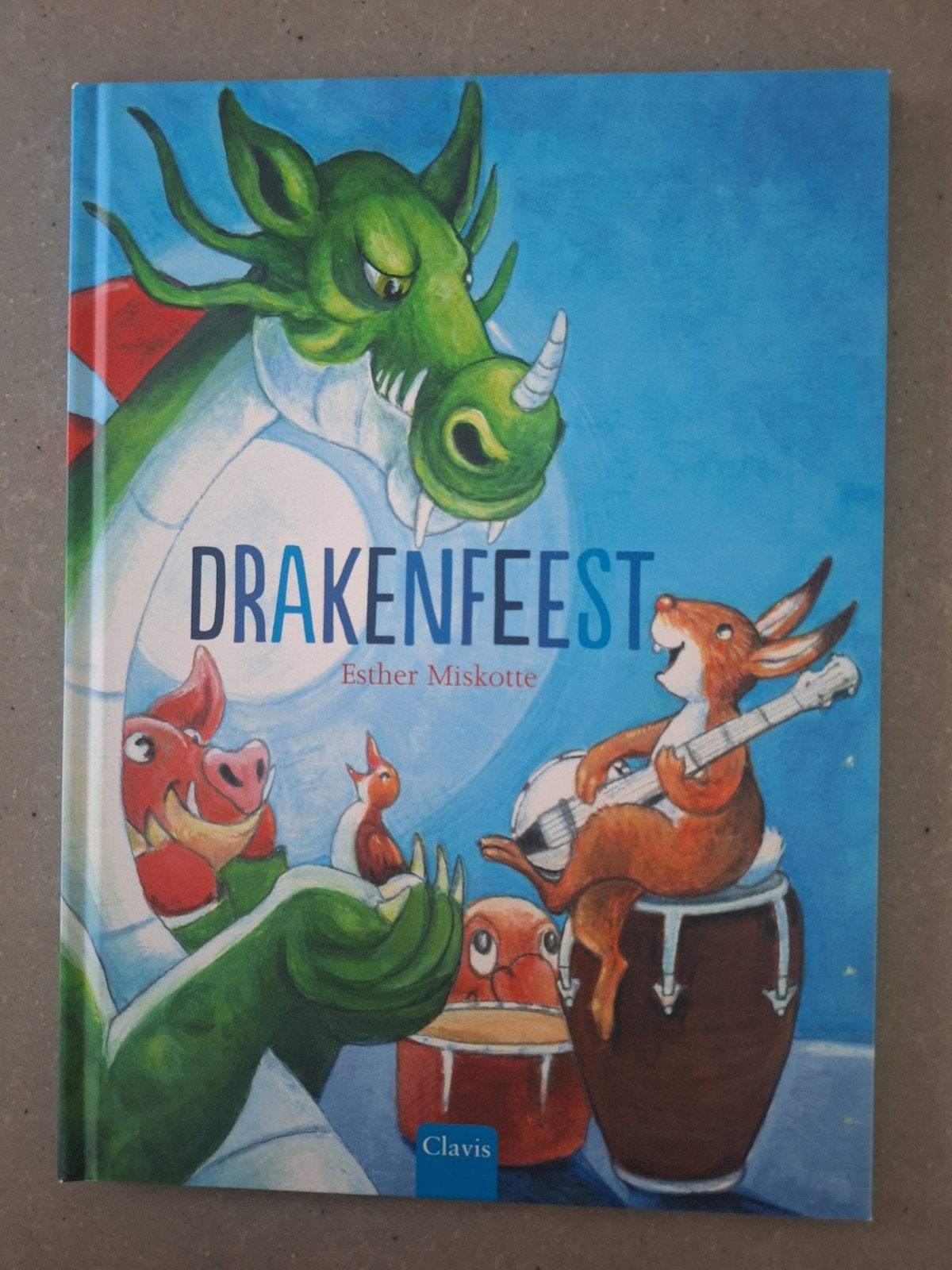 Esther Miskotte - Drakenfeest, Ophalen of Verzenden, Zo goed als nieuw, Esther Miskotte, Prentenboek