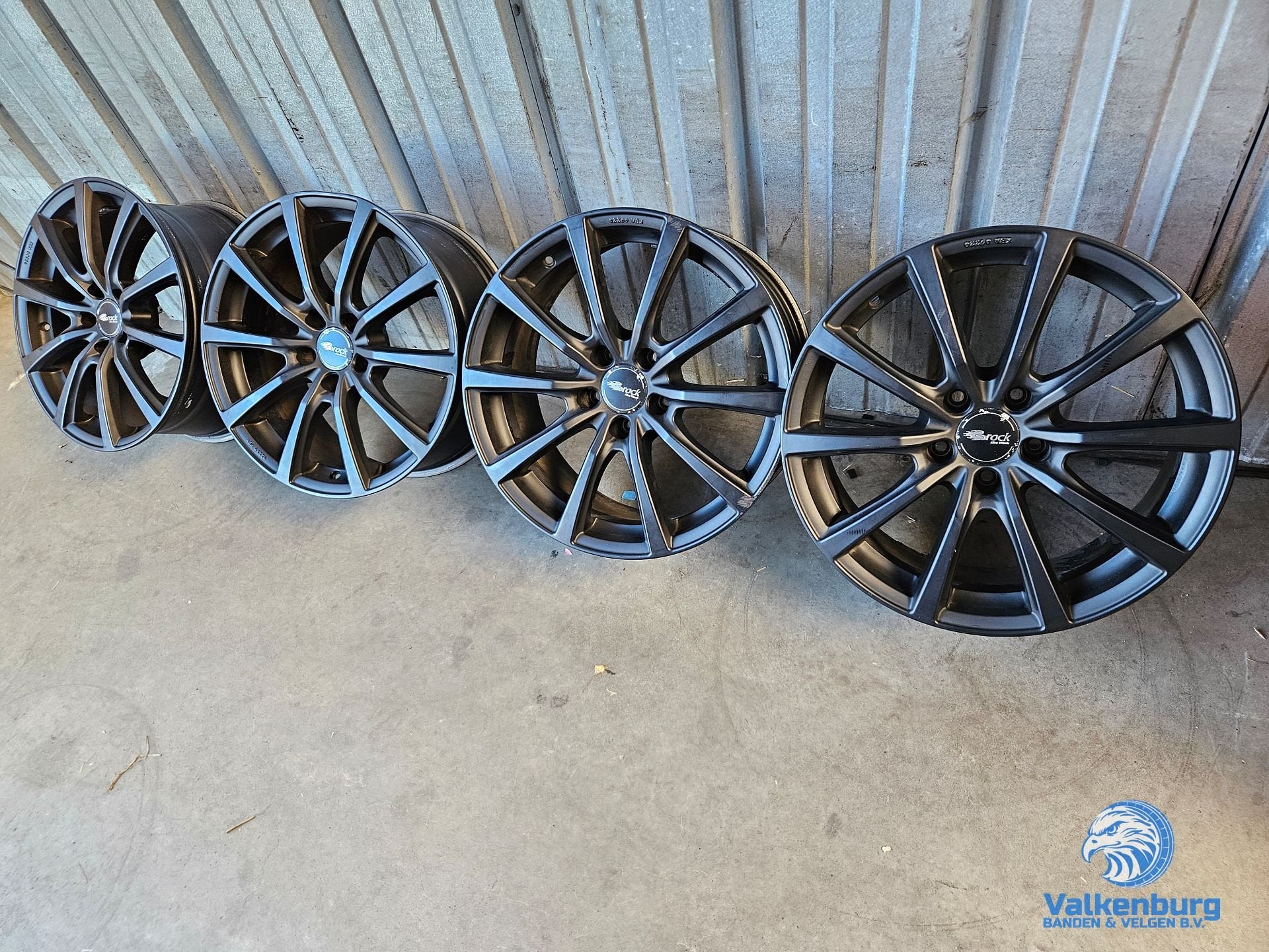 Tesla Model S / Tesla Model X 19 inch Brock B32 Black velgen