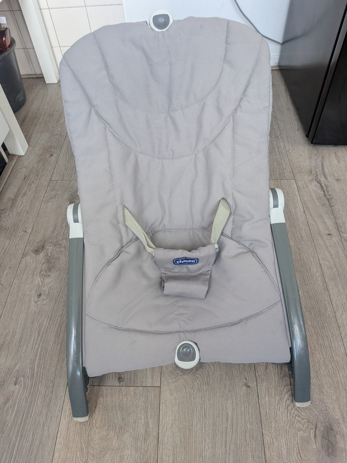 Chicco baby stoeltje, wipstoeltje, ligstoel, Ophalen of Verzenden, Gebruikt, Overige typen, Gordel(s)
