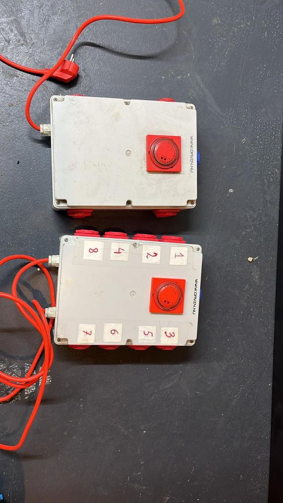 Kweekspullen. Schakelkast, ledlamp, Ophalen of Verzenden, Zo goed als nieuw, Kweeklamp