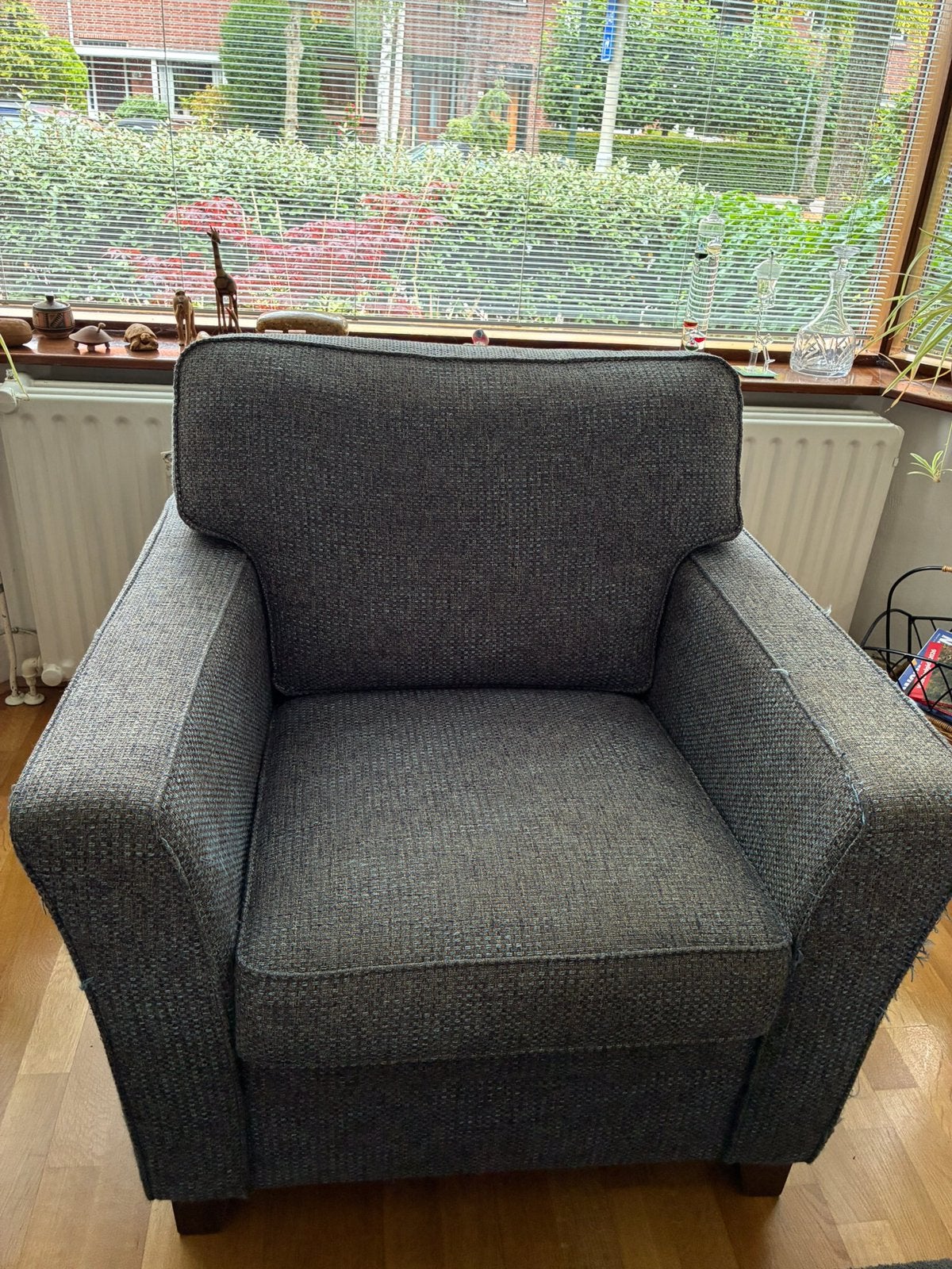Fauteuil, stoffen bekleding, houten poten, Ophalen, Gebruikt, Klassiek, 75 tot 100 cm