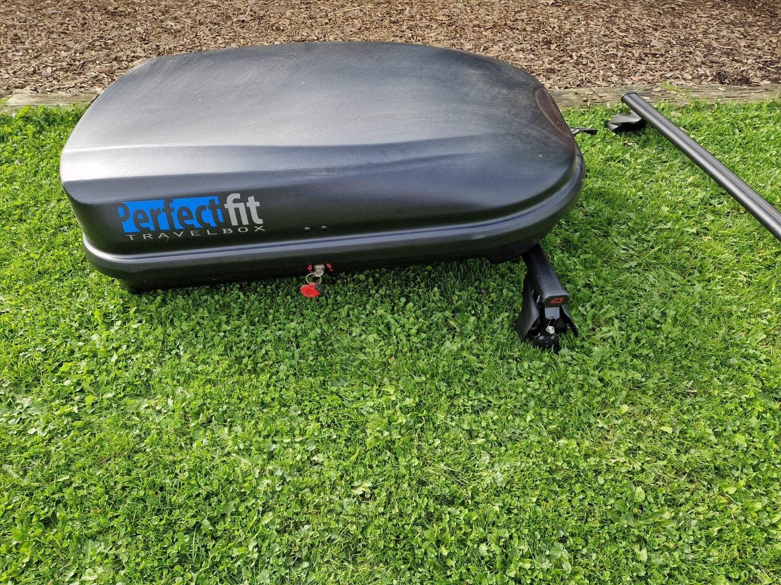 Perfect Fit Travel Box FL 320 Dakkoffer, Ophalen, Zo goed als nieuw