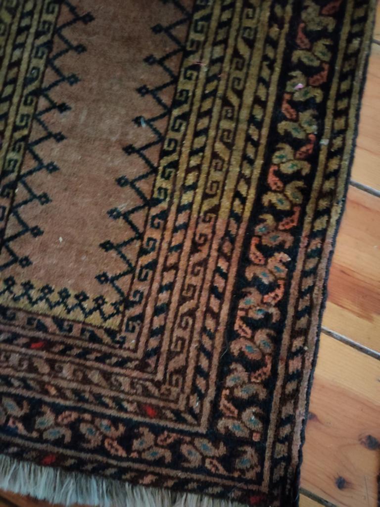 Antiek Tapijt (en) uit Perzie voor loodje van echtheid, Ophalen of Verzenden