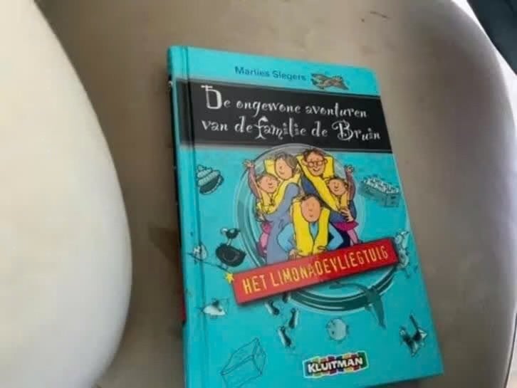 De ongewone avonturen van de familie de Bruin, Gelezen, Verzenden, Fictie, Marlies Siegers