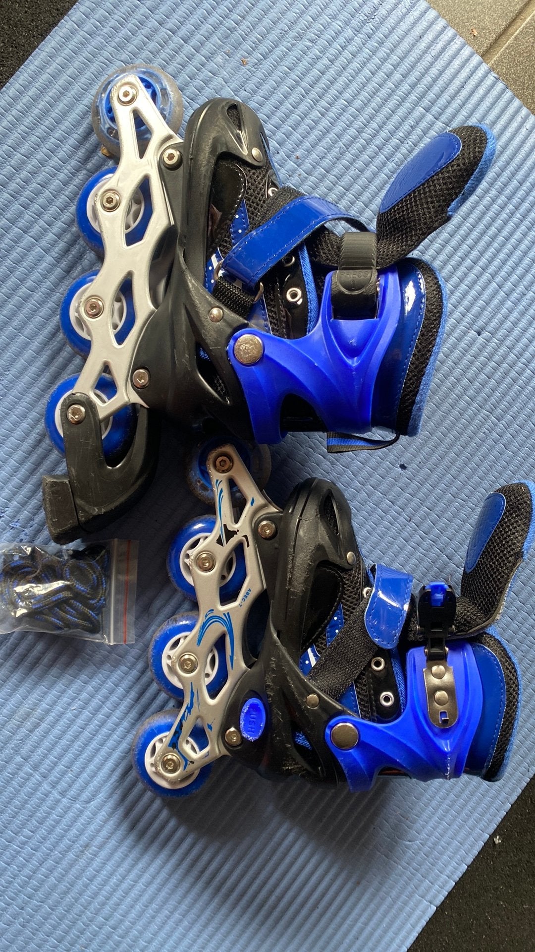 Skeelers maat 30-35 verstelbaar, Sport en Fitness, Skeelers, Kinderen, Inline skates 4 wielen, Ophalen, Overige merken