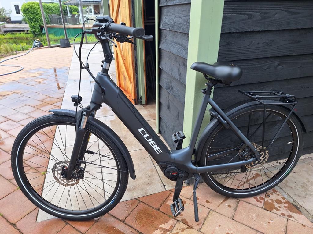 Electrische dames fiets cube, Ophalen, Zo goed als nieuw, Overige merken