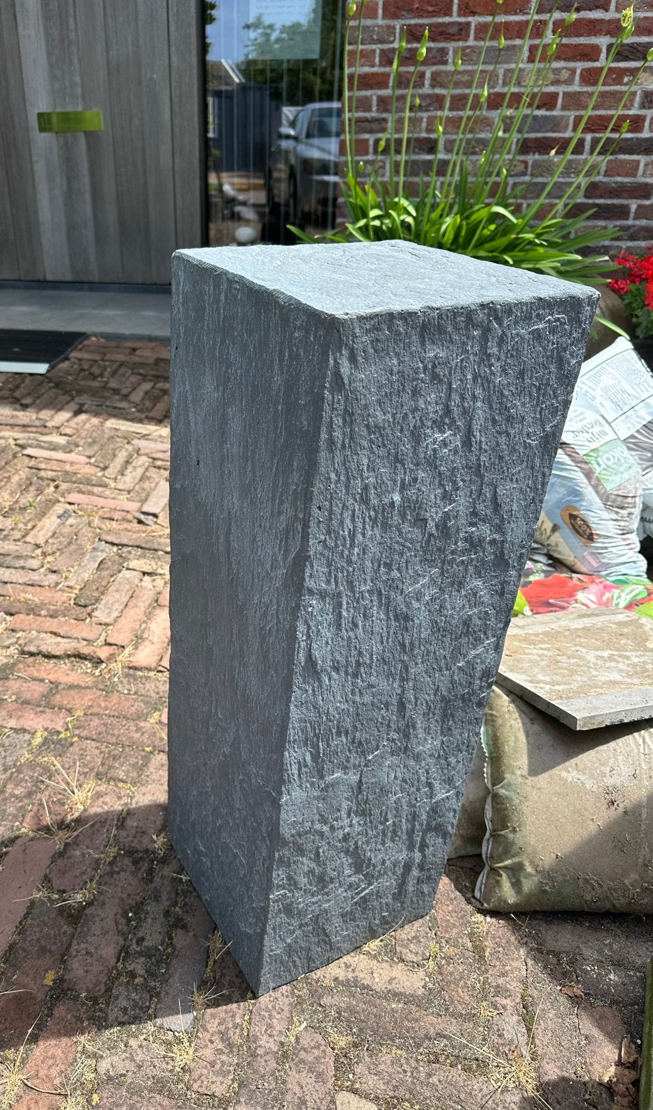Sokkel, Zuil voor Beeld of plantenbak, Binnen of Buiten, Ophalen, Zo goed als nieuw