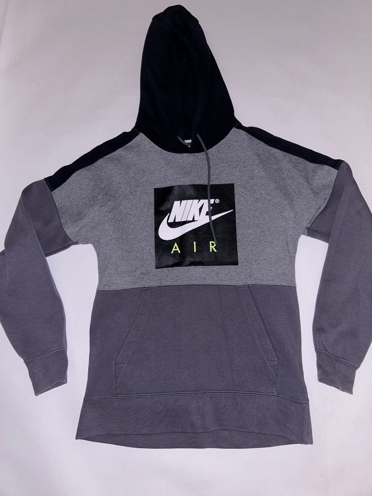 NIKE trui / hoodie / sweater XS in ~~nieuw~~ staat, Verzenden, Zo goed als nieuw, Maat 46 (S) of kleiner, Grijs