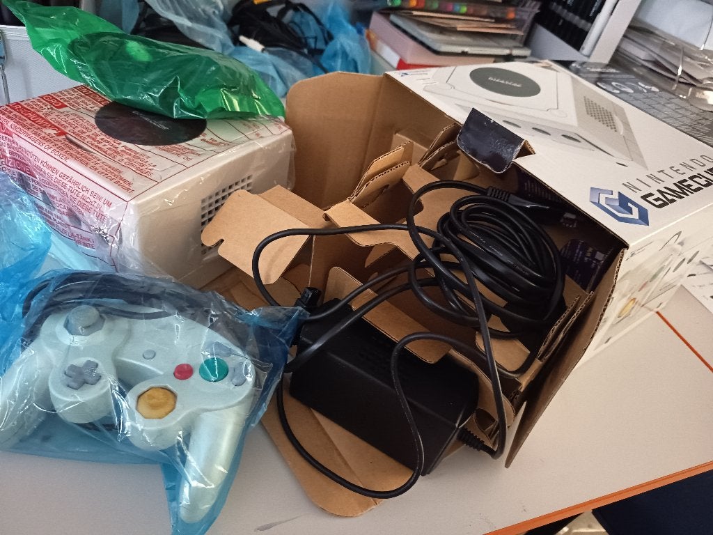 Gamecube crystal white, Spelcomputers en Games, Spelcomputers | Nintendo GameCube, Zo goed als nieuw, Met 1 controller, Ophalen of Verzenden