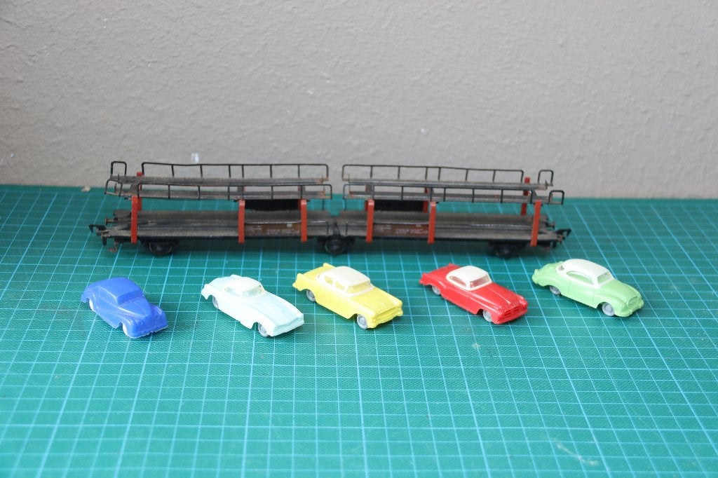 Fleischmann 1472 Autotransporter beladen met 4 auto's, Hobby en Vrije tijd, Modeltreinen | H0, Gelijkstroom, Fleischmann, Wagon