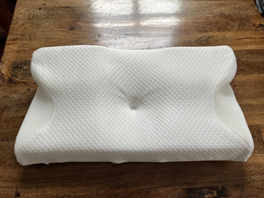Ergonomisch hoofdkussen traagschuim als nieuw, Eenpersoons, Wit, Ophalen of Verzenden, Zo goed als nieuw