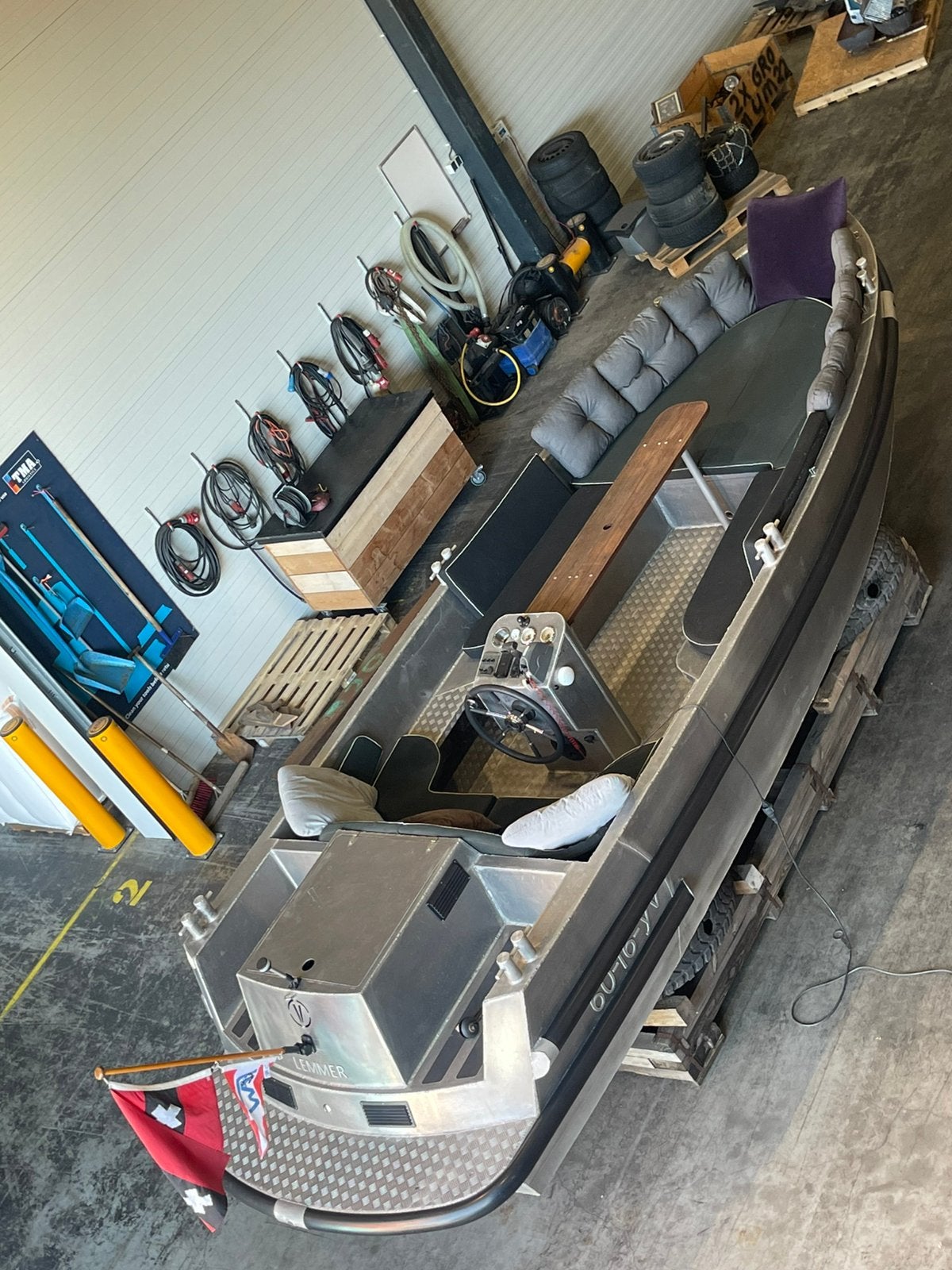 Tender 6.6m aluminium 130pk E-TEC Evenrude sloep, Ophalen, Tender, Aluminium, Buitenboordmotor