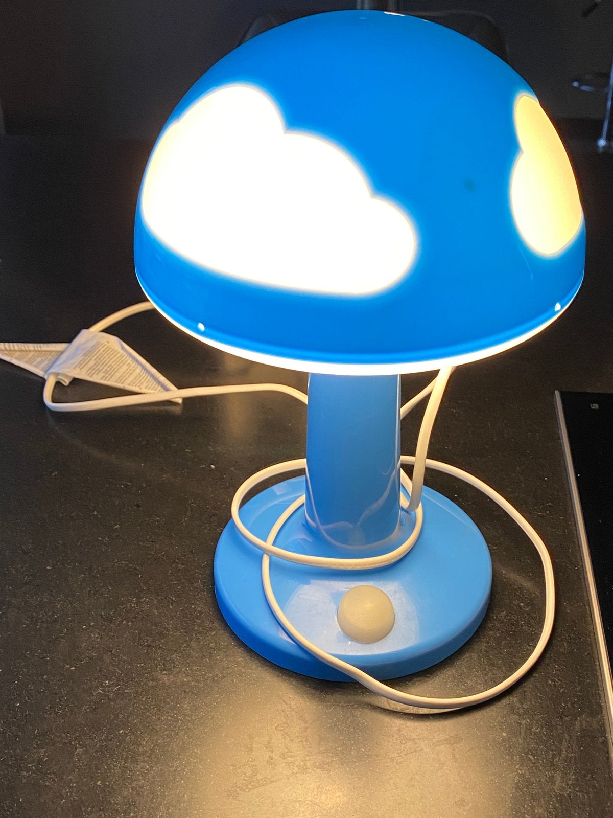 Vintage iconische blauwe wolken lamp skojig 80 s IKEA, Kinderen en Baby's, Verzenden, Zo goed als nieuw, Lamp