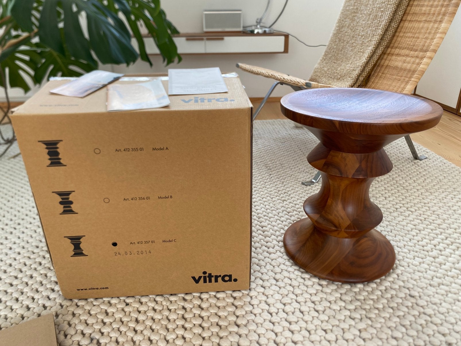 New Old Stock stools C VITRA uit 2014 Charles & Ray Eames, Huis en Inrichting, Tafels | Bijzettafels, Minder dan 45 cm, Minder dan 55 cm