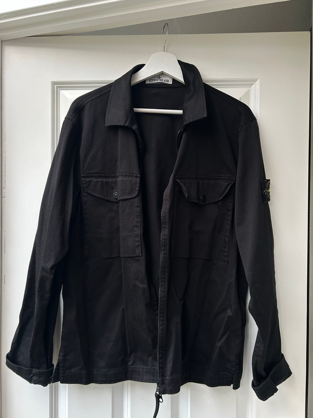 Stone Island jas / shacket, Ophalen of Verzenden, Nieuw, Maat 48/50 (M), Zwart