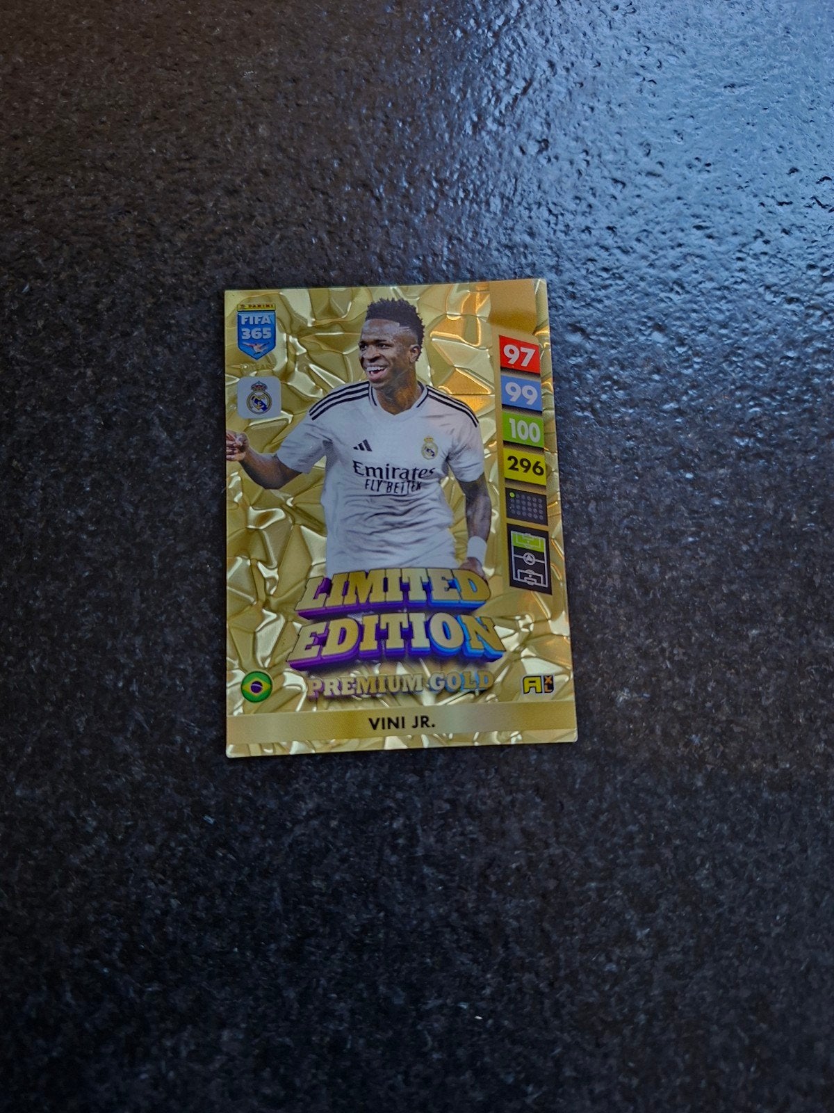 Vini Jr. FIFA 365 Limited Edition Premium Gold kaart, Ophalen of Verzenden, Zo goed als nieuw, Buitenlandse clubs, Spelerskaart