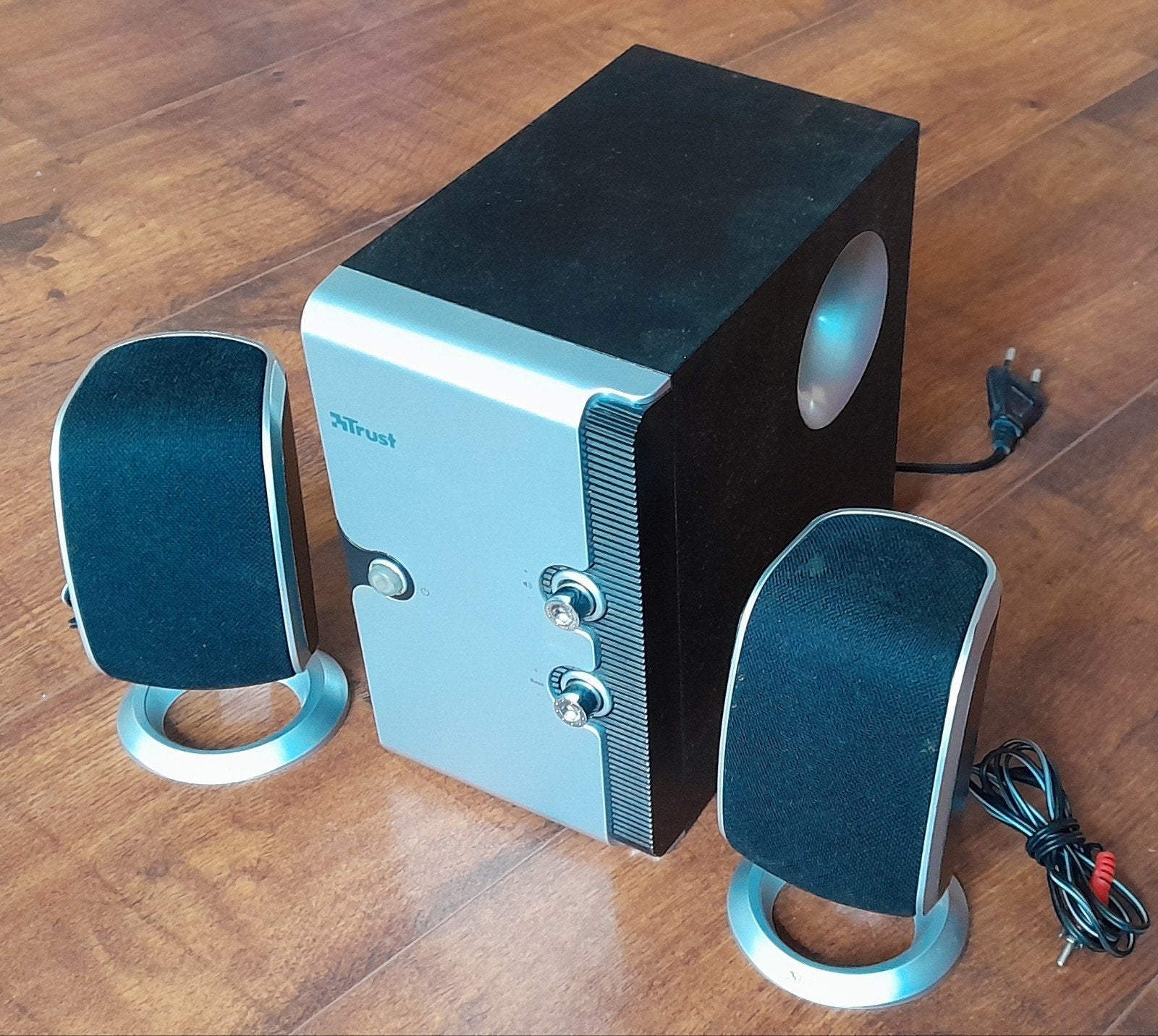 Trust 2.1 Luidsprekerset met Subwoofer - Zwart/Zilver, Ophalen of Verzenden, Gebruikt, Audiokanaal 2.1, Trust