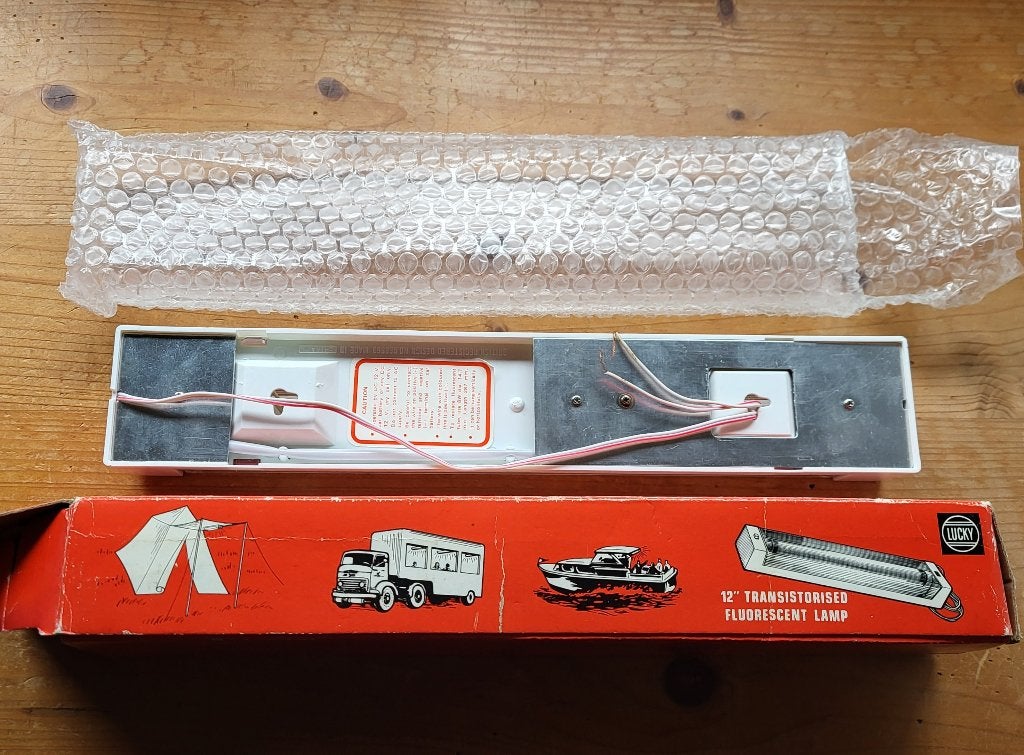 Vintage TL-lamp voor caravans, auto's en schepen. N5, Caravans en Kamperen, Caravan accessoires, Ophalen of Verzenden, Nieuw