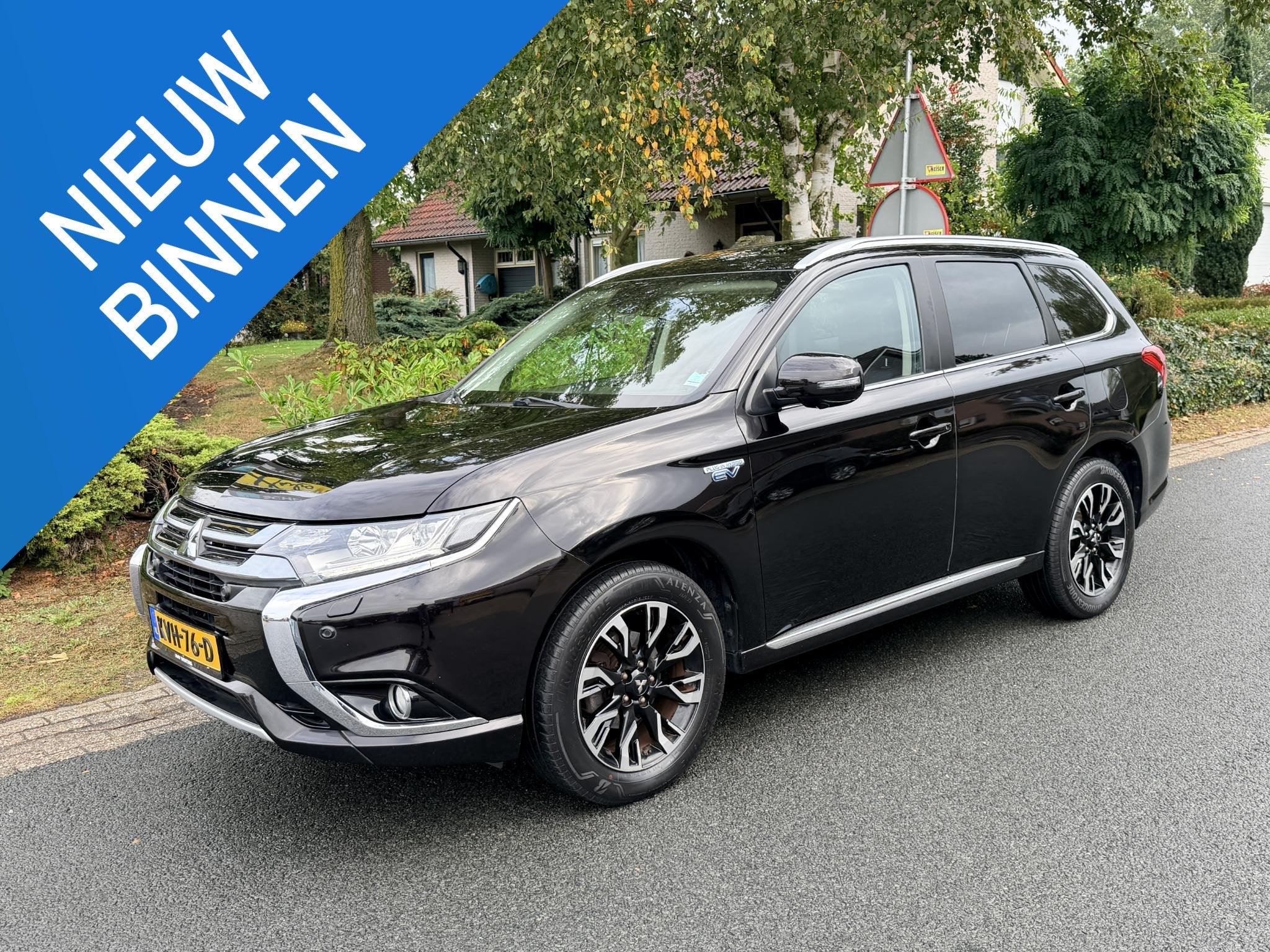 Mitsubishi Outlander 2.0 PHEV instyle+Exclusive 203PK Leder, 1998 cc, Euro 6, 4 cilinders, Bruin