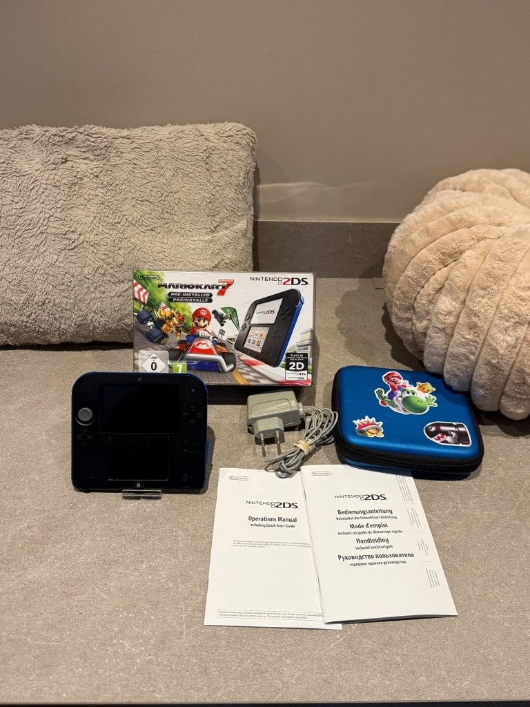 nintendo 2ds compleet in doos (mario editie), Spelcomputers en Games, Met games, Zwart, 2DS, Ophalen of Verzenden