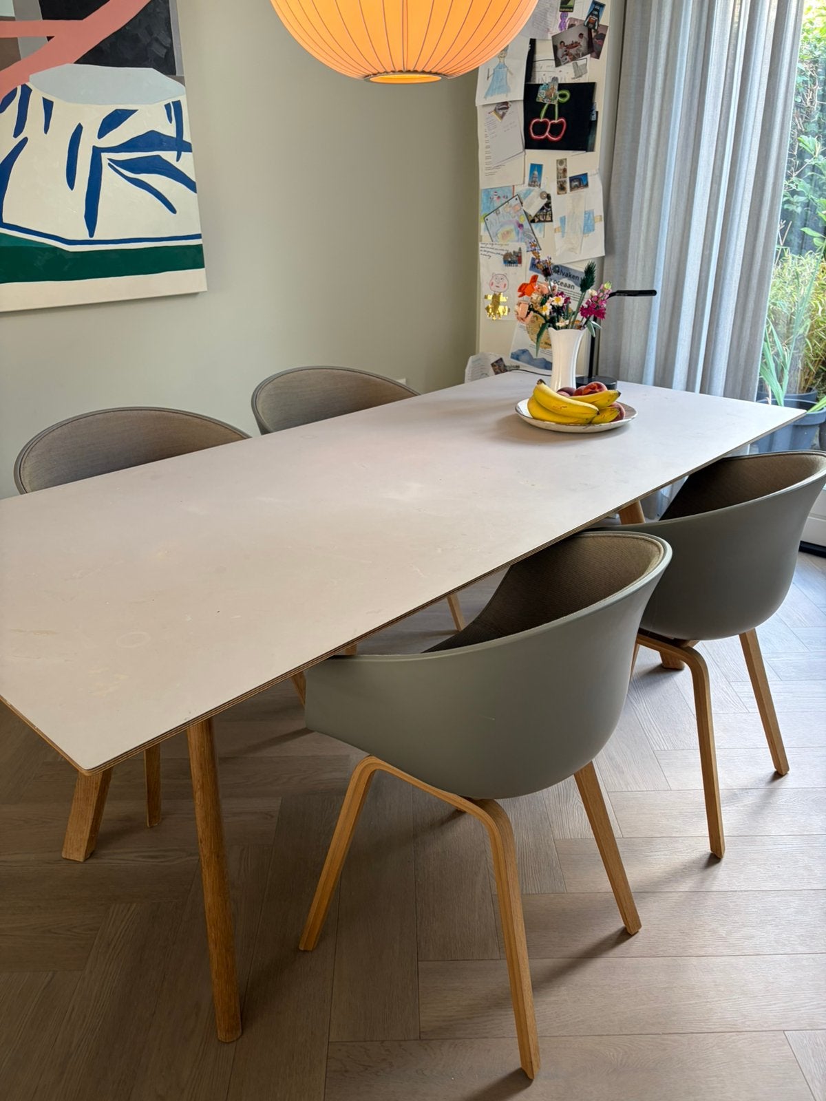 HAY AAC stoelen nieuwprijs 1960 euro, Ophalen, Zo goed als nieuw