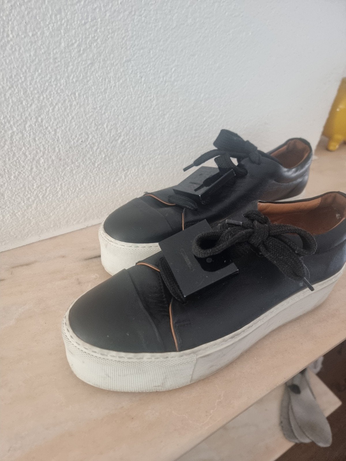 Acne Studios Zwarte Leren Sneakers - Maat 40, Acne Studios, Zwart, Ophalen of Verzenden, Sneakers of Gympen