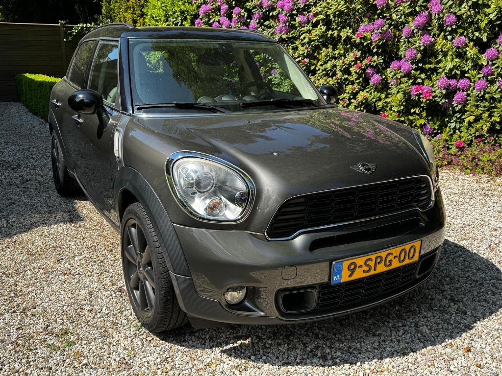 Mini Countryman 1.6 Cooper S All4 AUT 2011 Bruin Luxe, Auto's, 1380 kg, Beige, Bruin, 4 stoelen