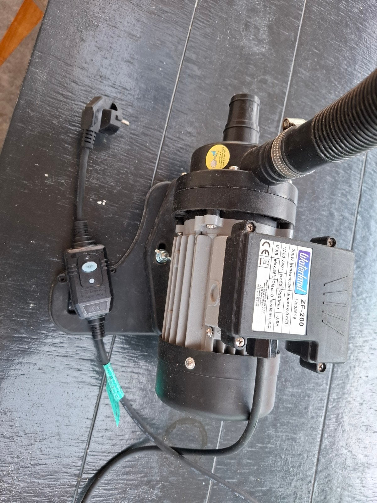 Waterland ZF-200 Pomp - Zo goed als nieuw, Ophalen, Zo goed als nieuw, Elektrisch, Overige typen