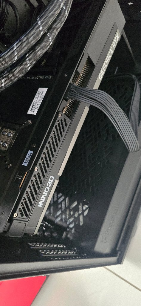 Inno3D RTX 4090 24gb - lees beschrijving, Computers en Software, Videokaarten, Ophalen, DisplayPort, GDDR6, PCI-Express 4