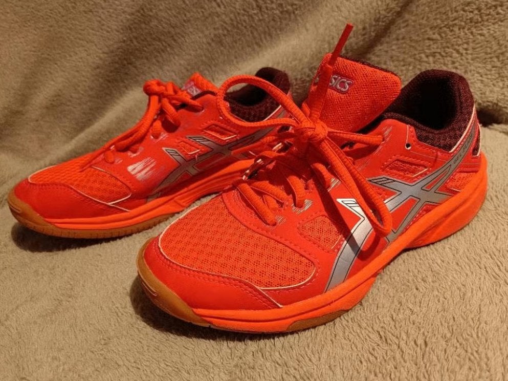 Asics gel flare zaalschoenen maat 35 (22cm) nieuwstaat, Sport en Fitness, Loopsport en Atletiek, Hardloopschoenen, Ophalen of Verzenden