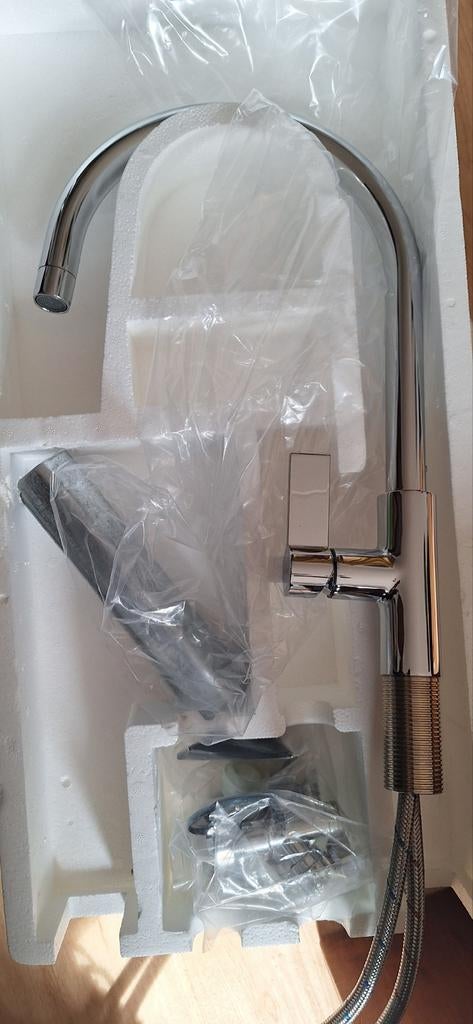Nieuwe keukenkraan Solitaire. (Beter dan Grohe), Ophalen of Verzenden, Nieuw, Kraan