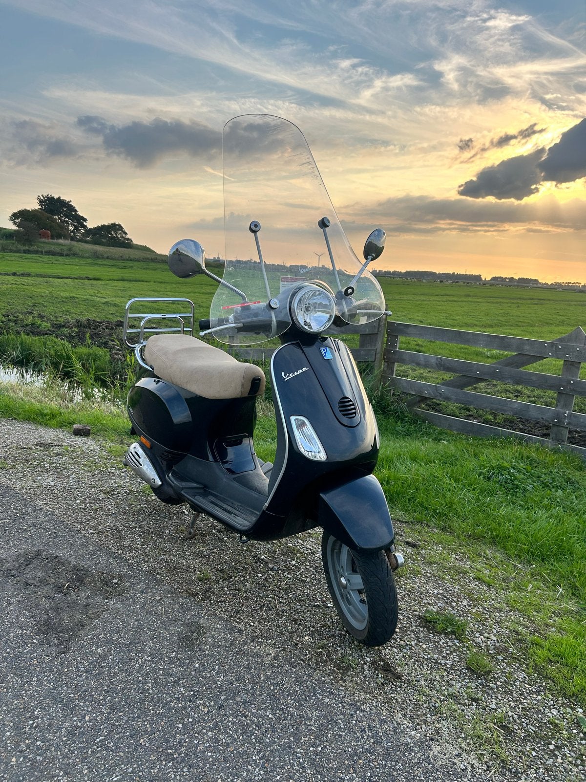 Vespa LX 45 km/u - Zwart - Gebruikt, Fietsen en Brommers, Gebruikt, Maximaal 45 km/u, Ophalen of Verzenden, Benzine