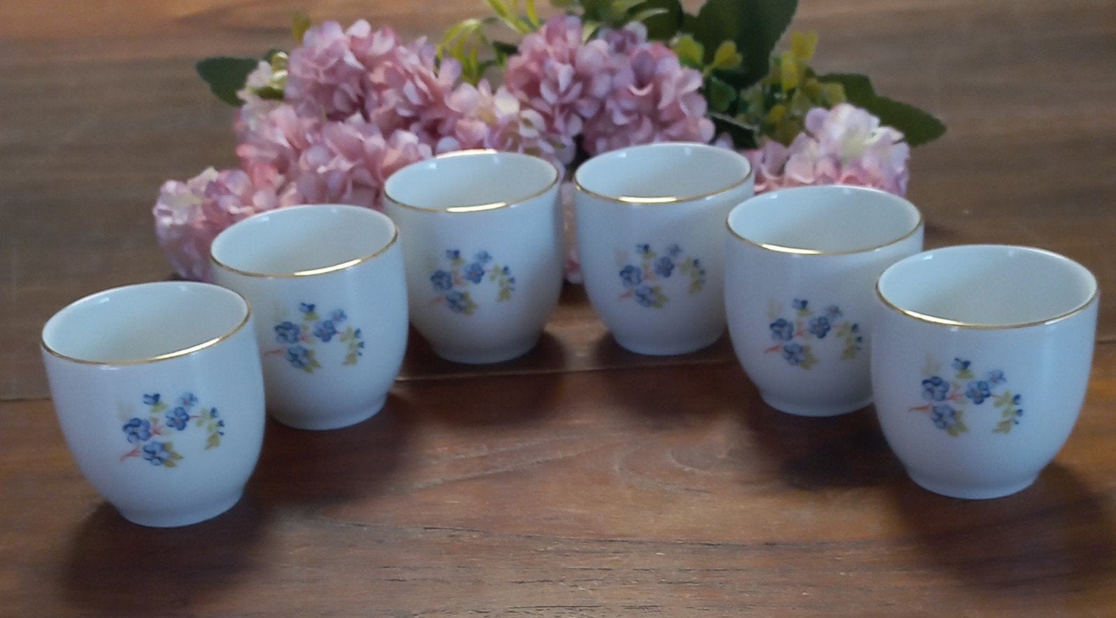 Set van 6 brocante eierdopjes, blauwe bloempjes, Thun, Antiek en Kunst, Ophalen of Verzenden