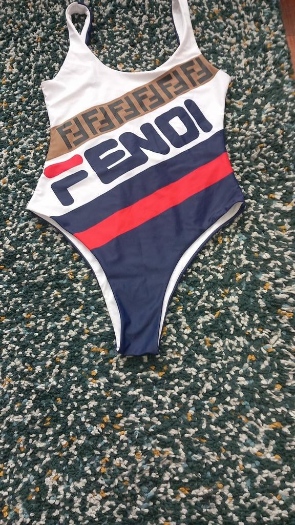 Mooi origineel Fendi badpak, Kleding | Dames, Badmode en Zwemkleding, Ophalen of Verzenden