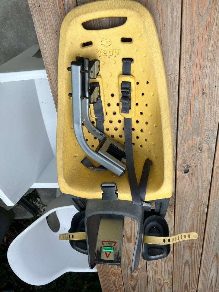 Yepp Fietsstoeltje Achterzitje Geel, Achterzitje, 9 t/m 18 kg, Ophalen of Verzenden, Gebruikt