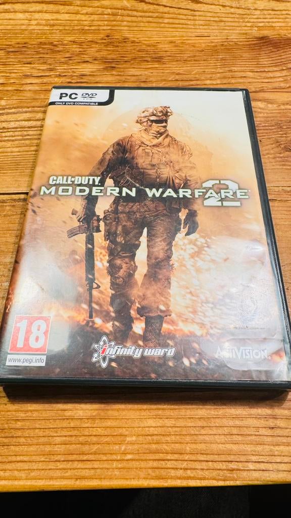 CoD Modern Warfare 2 Pc IN GOEDE STAAT, Vanaf 18 jaar, Shooter, 1 speler, Ophalen of Verzenden