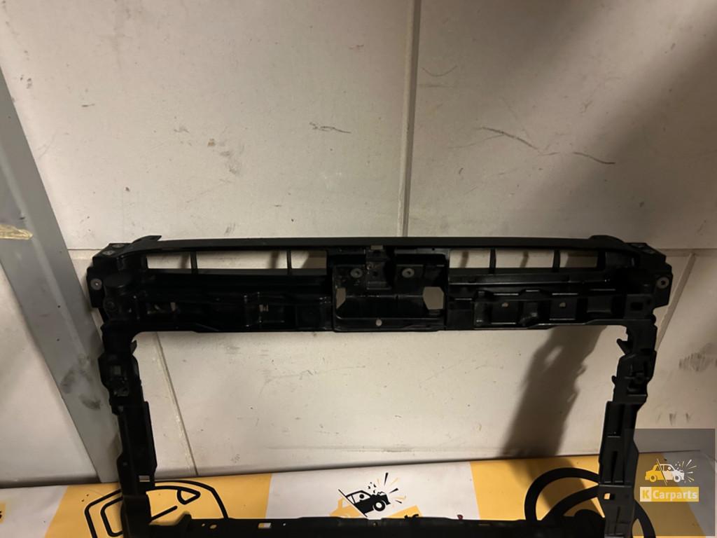 PASSAT B8 Voorfront 2014 - 2019 3G0805588L 3G0805588AC FRONT, Auto-onderdelen, Gebruikt, Volkswagen AG, Berliner Ring 2
38440  Wolfsburg, DE